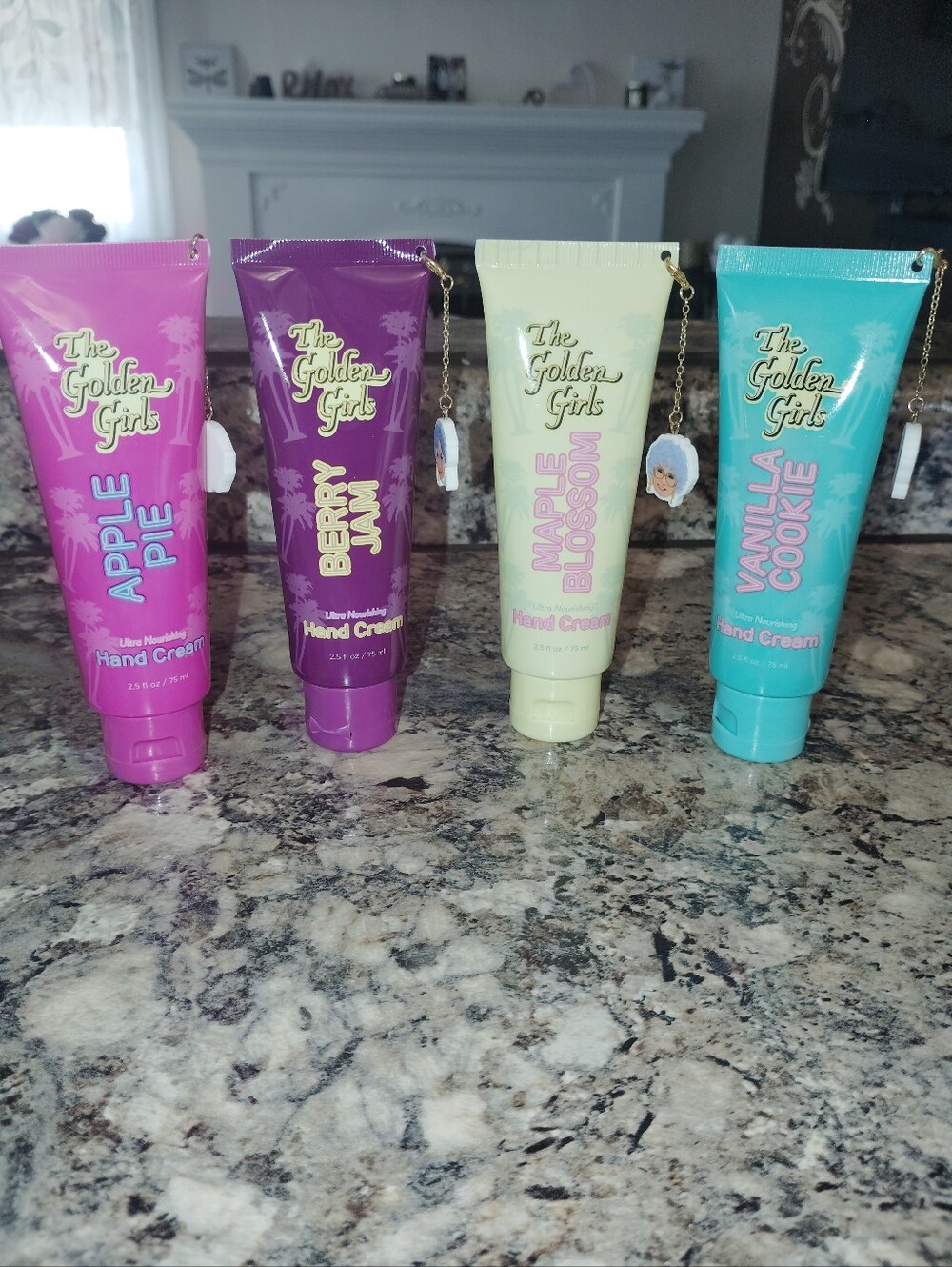 The Golden girls apple pie Berry jam Maple blossom and vanilla cookie hand cream